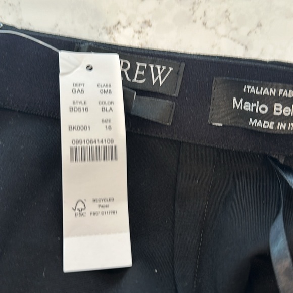 J. Crew  No. 3  Pencil Skirt in Italian Fabric. Made in Italy. Size 16 - Picture 5 of 5